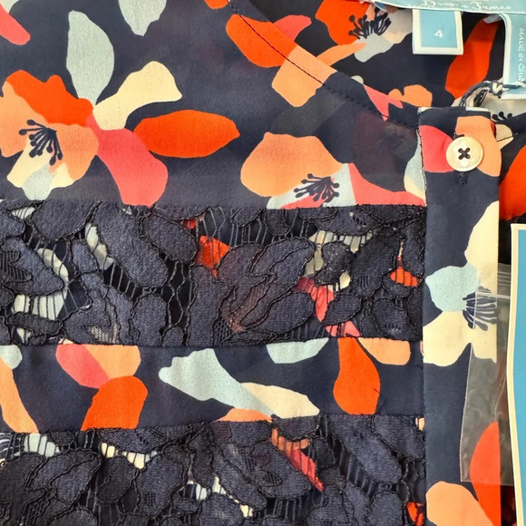 NWT Draper James Silk Floral Print Blouse Size 4 - Picture 3 of 11